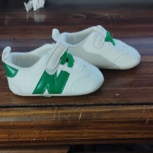 New Balance Baby Shoes in White and Green